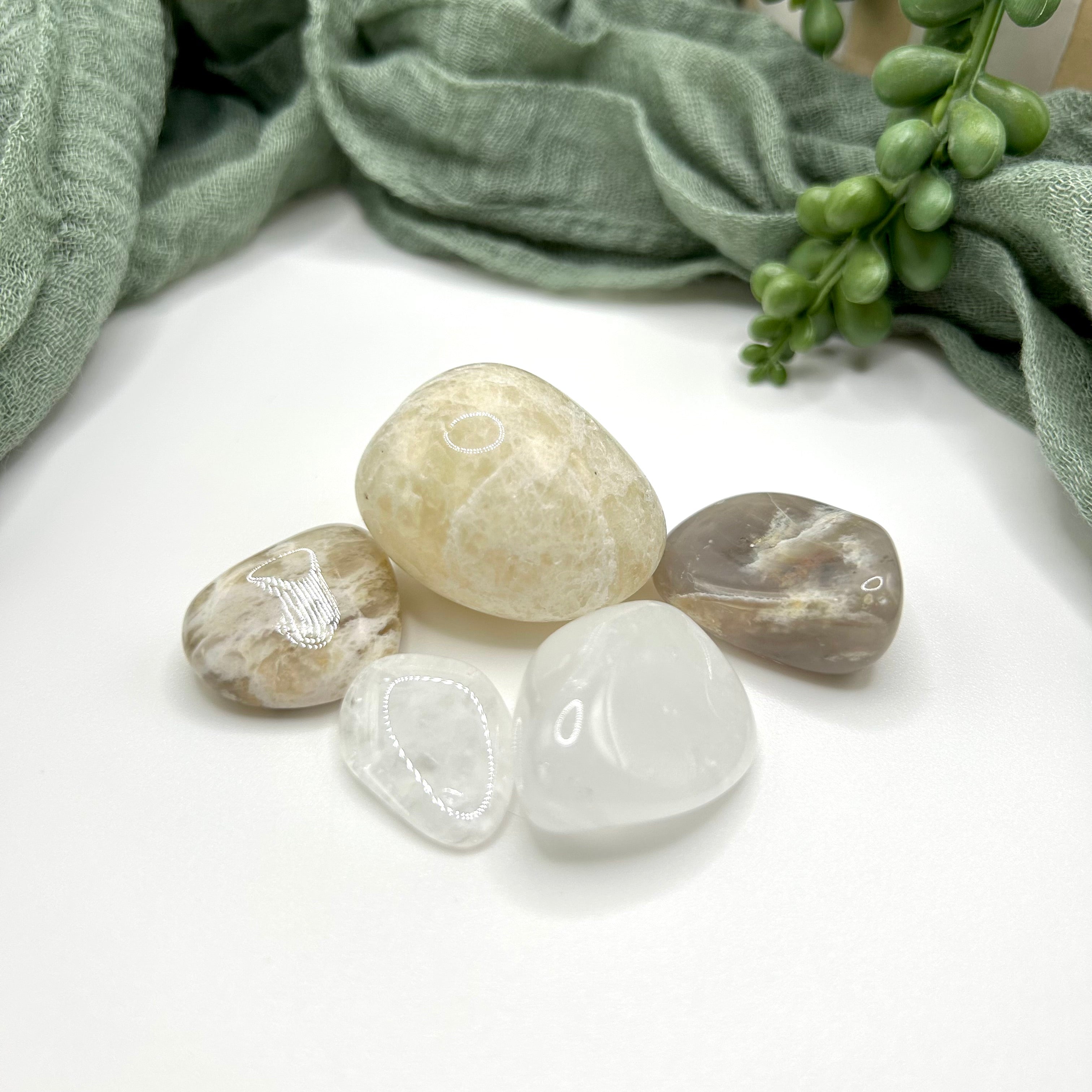 Quartz – Moonrise Rocks