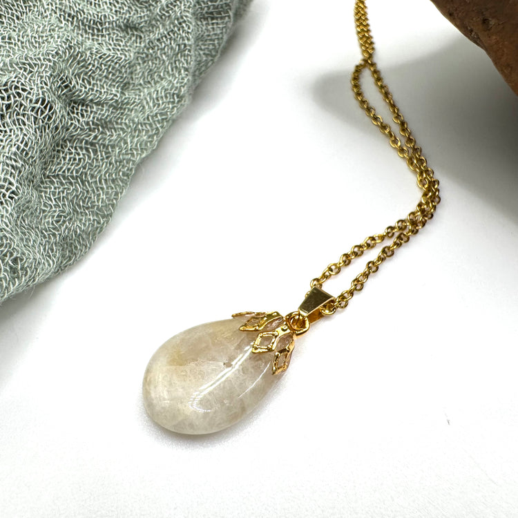 Quartz Necklace