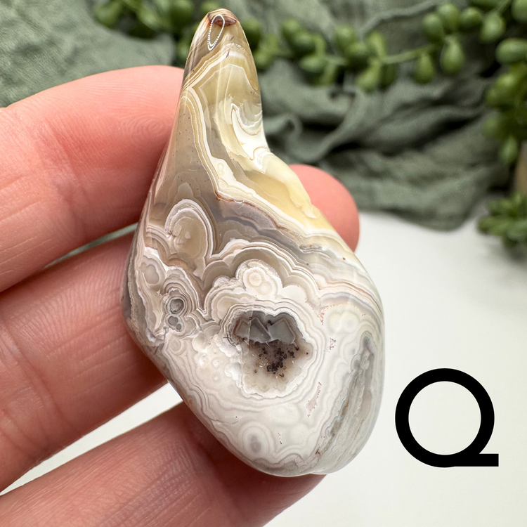 Crazy Lace Agate Tumble