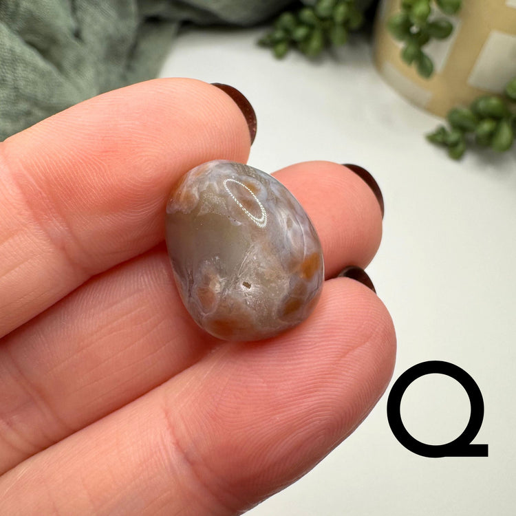 Small Carnelian Tumble