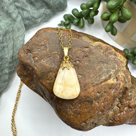 Quartz Necklace