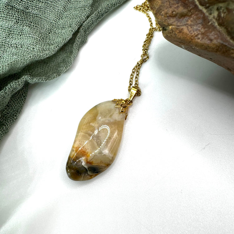 Prairie Agate Necklace