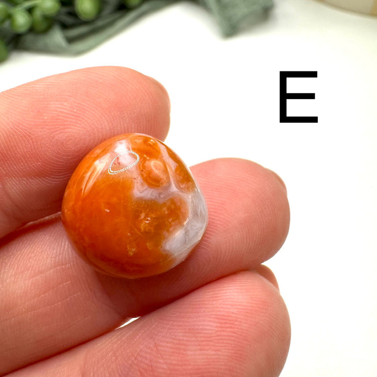 Small Carnelian Tumble