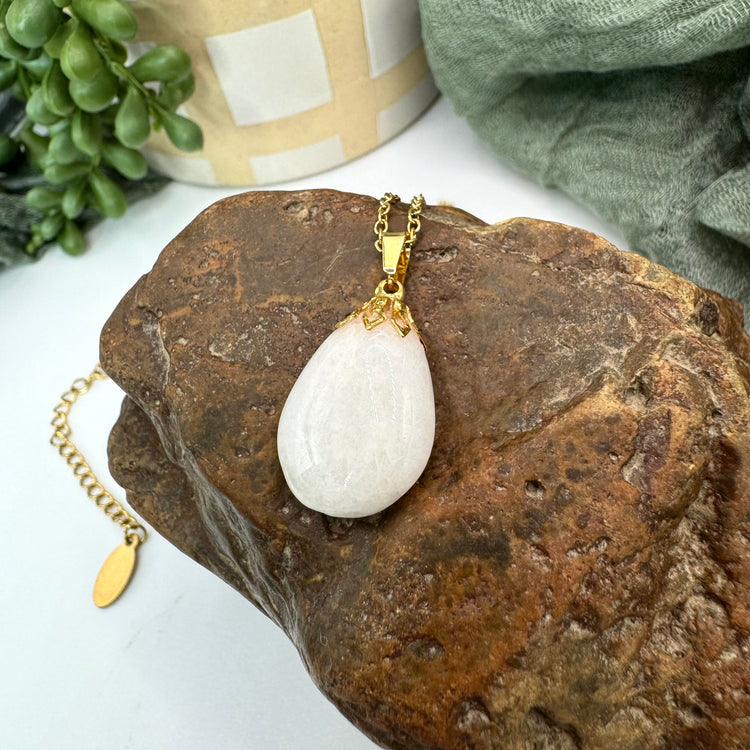 Quartz Necklace