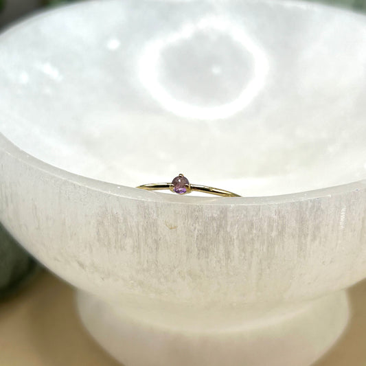 Amethyst Solitaire Ring - Gold