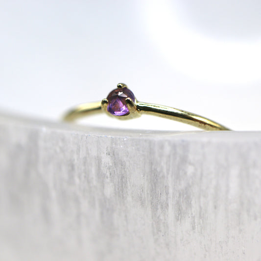 Amethyst Solitaire Ring - Gold