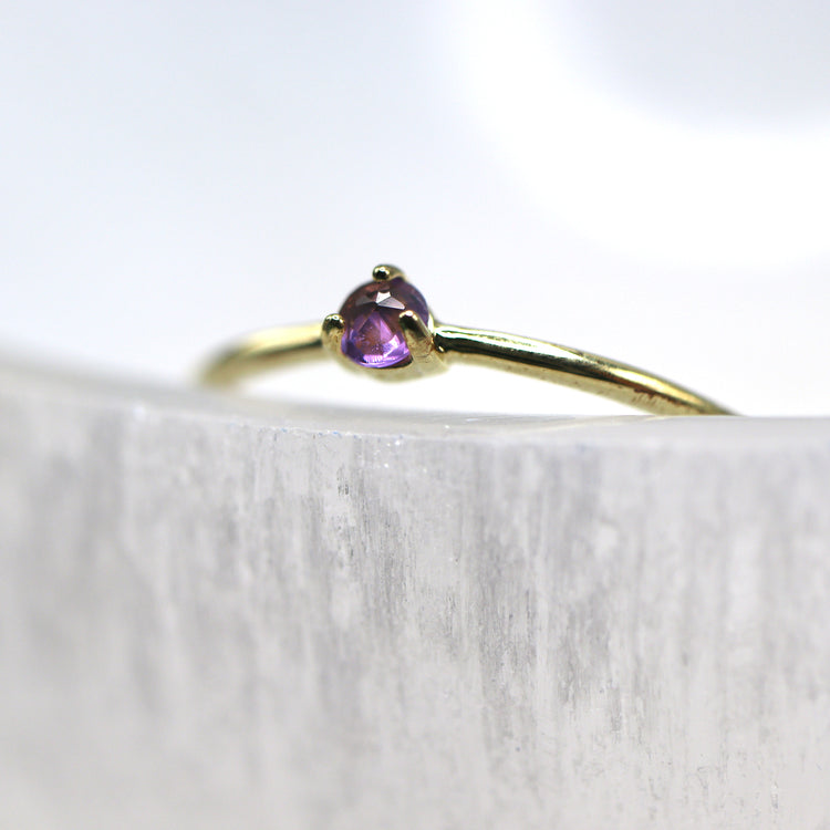 Amethyst Solitaire Ring - Gold